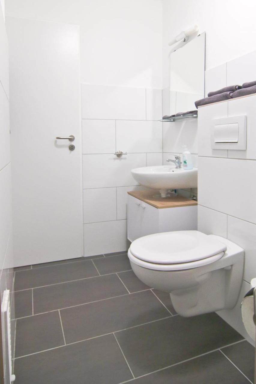 Apartmondo Ferienapartments أوبيرهاوزين المظهر الخارجي الصورة